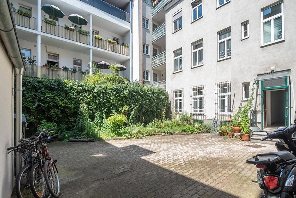 Colorful Apartment Facing Green Courtyard Vienna Luaran gambar